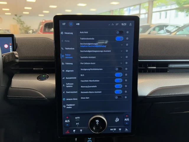 Ford Mustang Mach-E ST Line