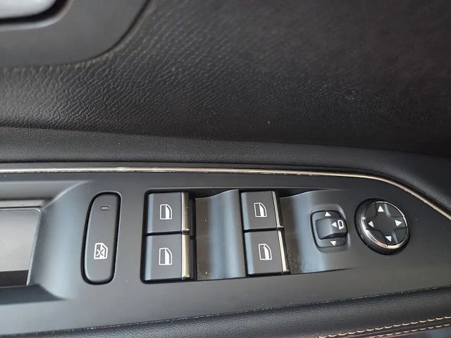 Peugeot 5008 EAT8 GT-Line PureTech