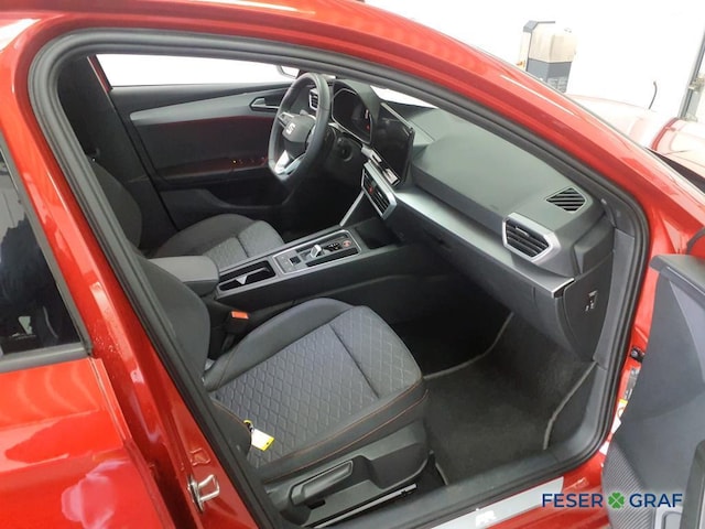 Seat Leon 1.5 eTSI DSG FR-lijn Sportstourer