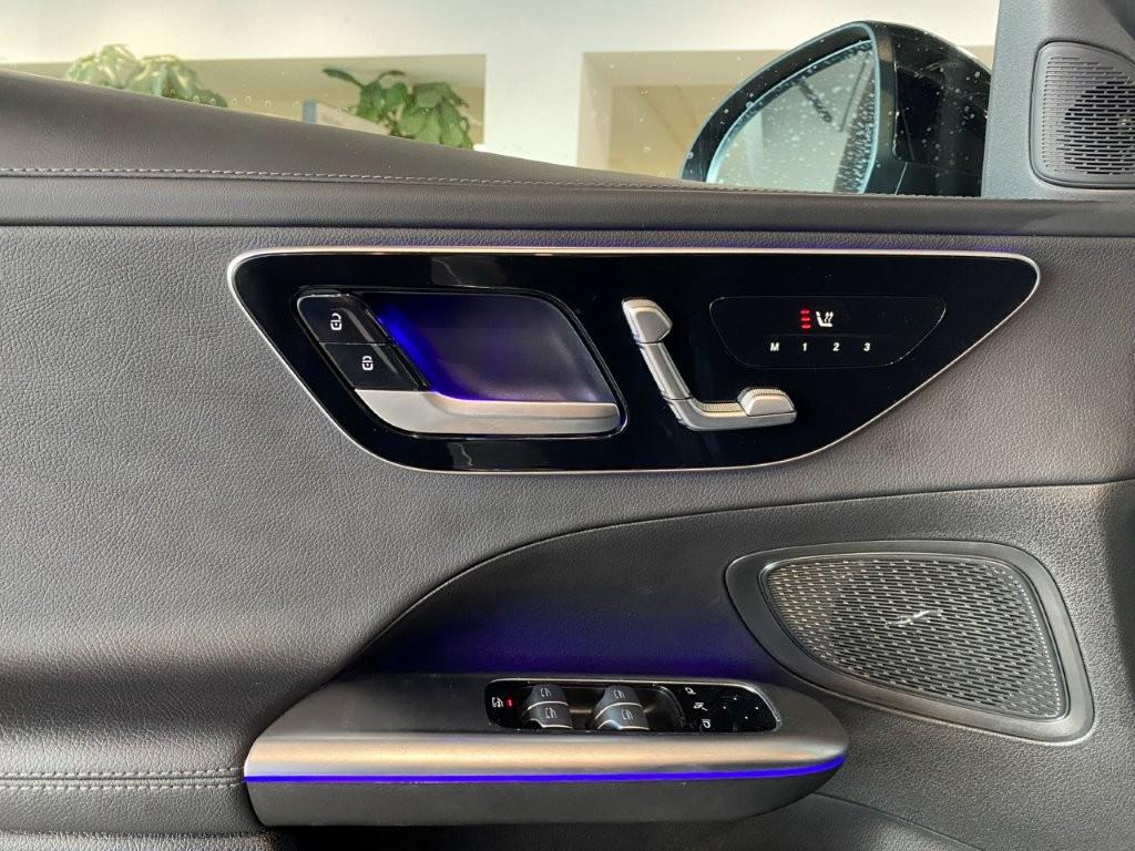 Mercedes-Benz C 180 AMG Line Premium Sedan