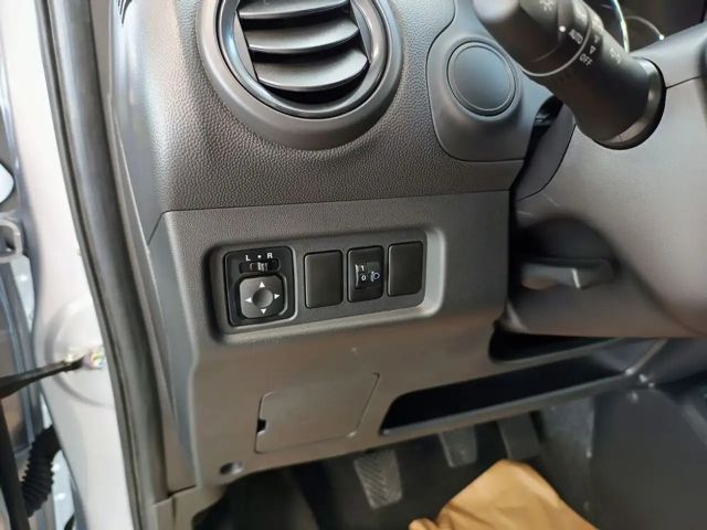 Mitsubishi Space Star Inform MIVEC Star