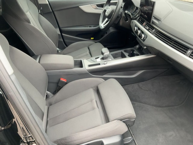 Audi A4 35 TDI Avant S-Tronic