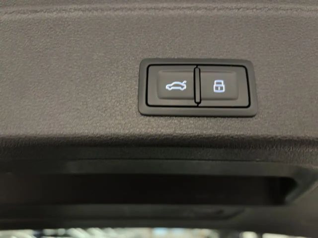 Audi RS4 tiptr. NAVI 360°K PANO HUD MATRIX VIR