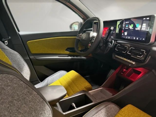 Renault 5 E-Tech Iconic