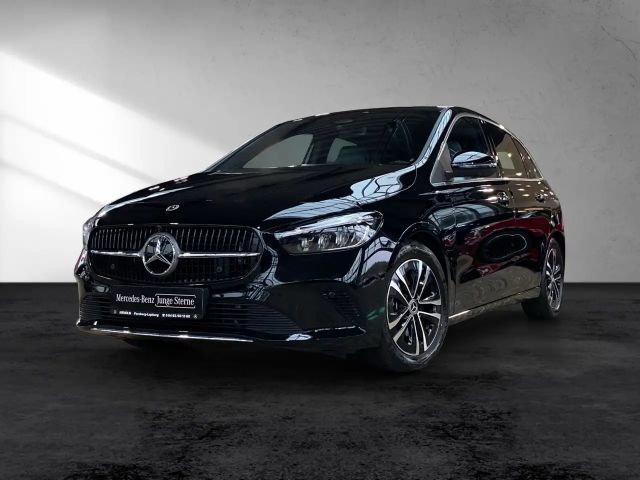 Mercedes-Benz B 200 Progressive Sedan