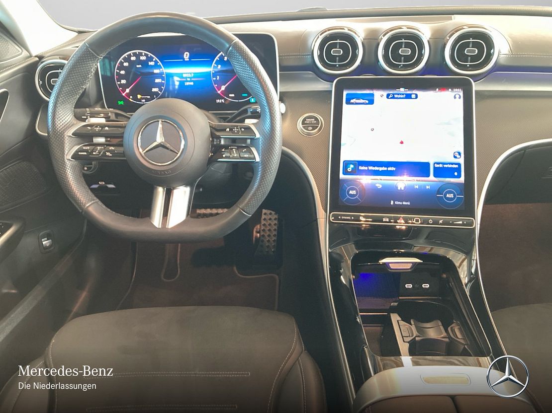 Mercedes-Benz C 180 AMG Line Sedan