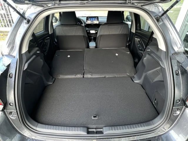 Toyota Yaris Hatchback Hybride VVT-i