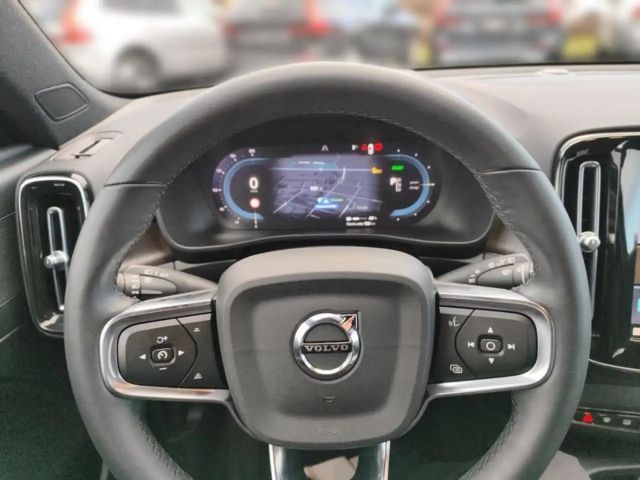 Volvo XC40 Plus