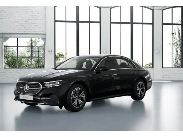 Mercedes-Benz E 220 4MATIC E 220 d Sedan