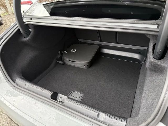 Mercedes-Benz EQE 500 AMG Line Sedan