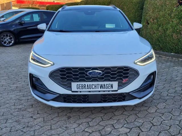 Ford Focus ST Line