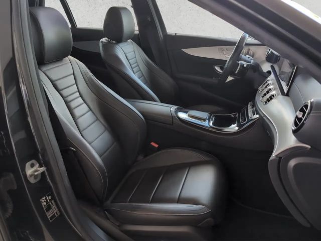 Mercedes-Benz E 400 4MATIC AMG Line E 400 d