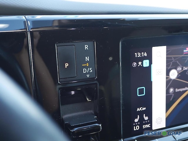 Volkswagen Multivan Life T7