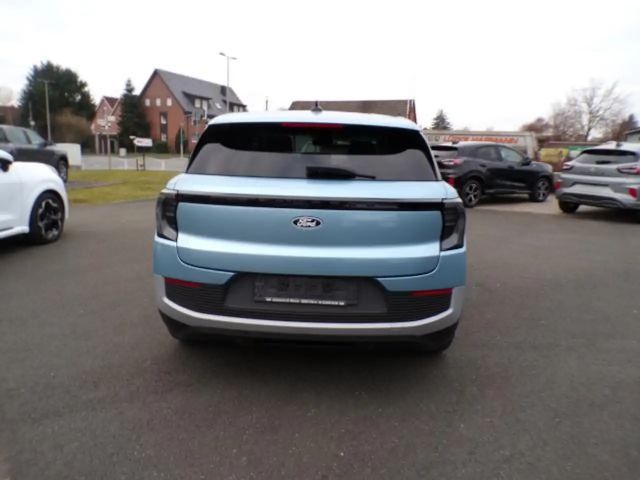 Ford Explorer Premium RWD