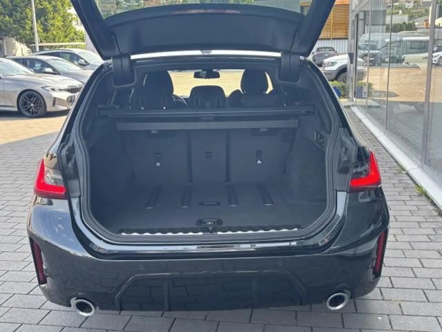 BMW 320 320d M-Sport Touring