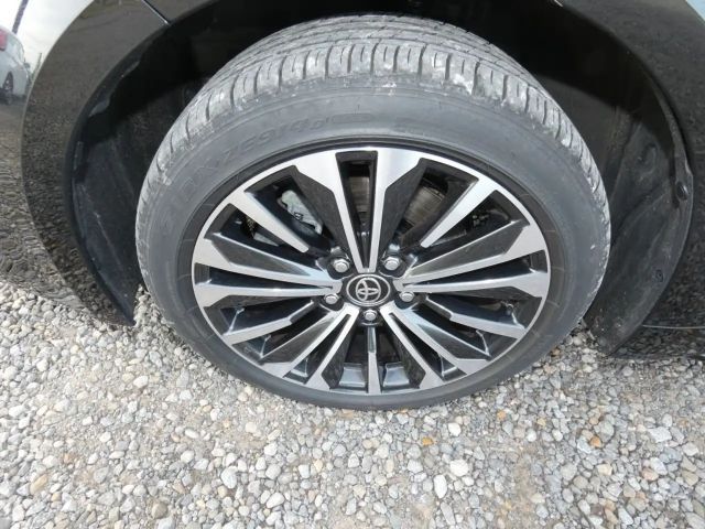 Toyota Corolla Hybride Team D