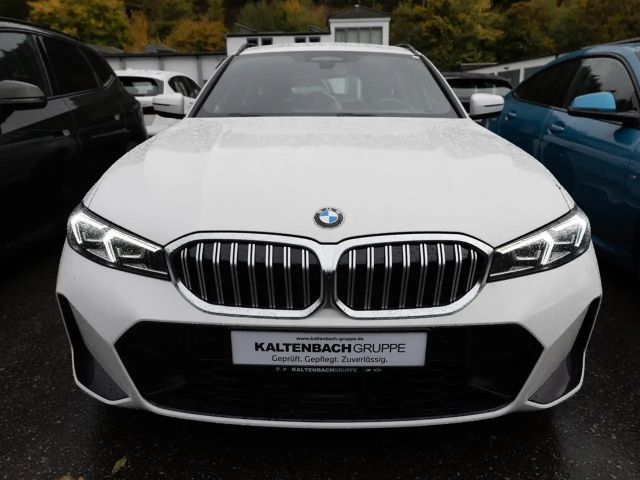 BMW 320 320d M-Sport Touring xDrive