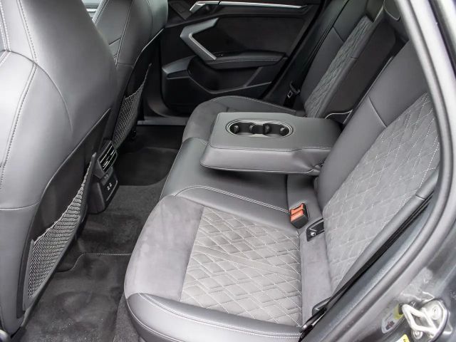 Audi S3 S-Tronic Sedan Sportback