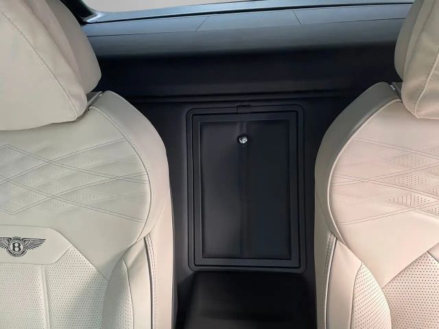 Bentley Bentayga V8