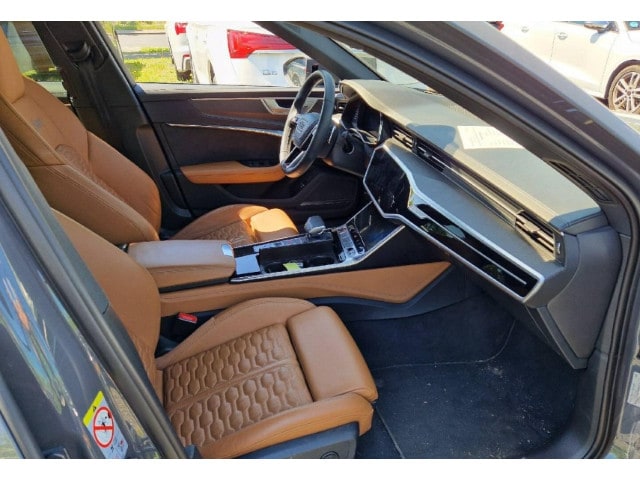 Audi RS6 Avant Quattro