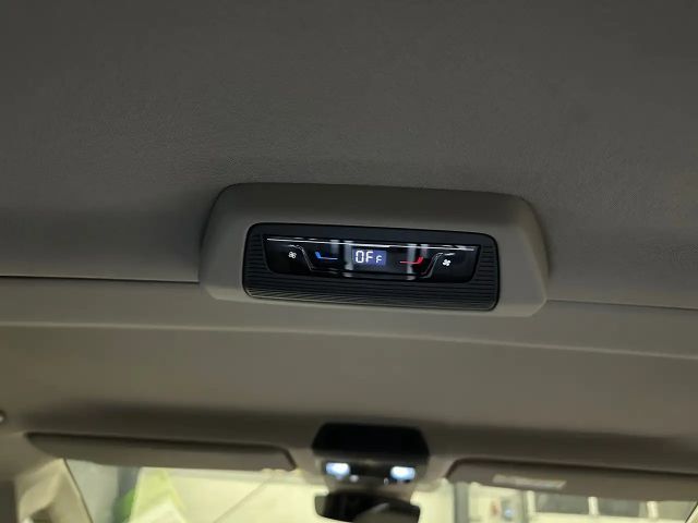 Volkswagen Multivan Lang Style T7