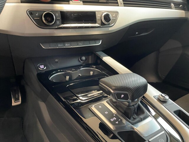 Audi A4 35 TFSI Avant S-Line S-Tronic