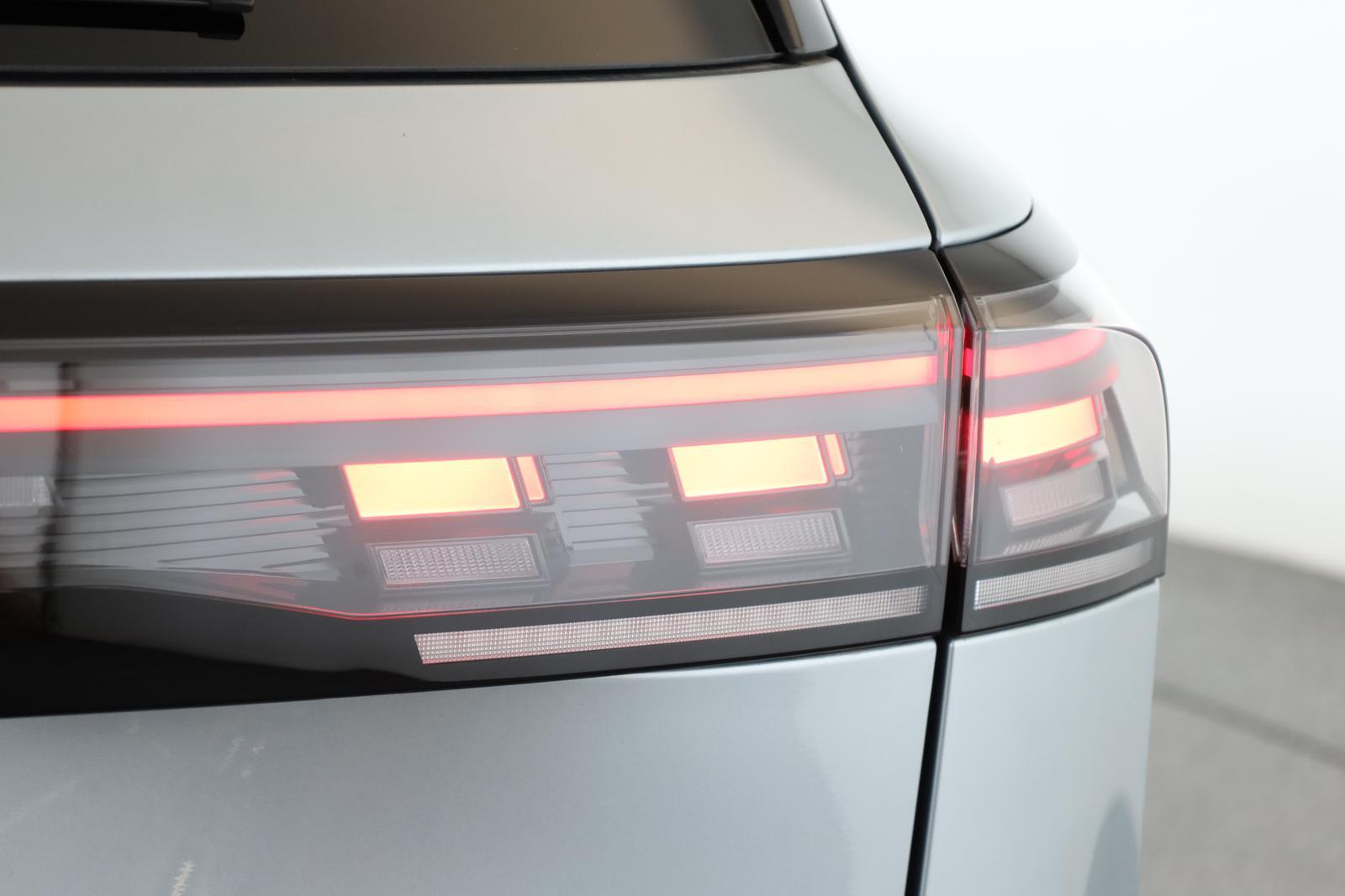 Volkswagen Tiguan 2.0 TSI DSG IQ.Drive R-Line