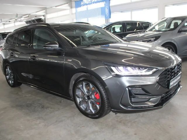 Ford Focus ST Line Wagon