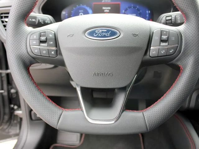 Ford Focus EcoBoost ST Line