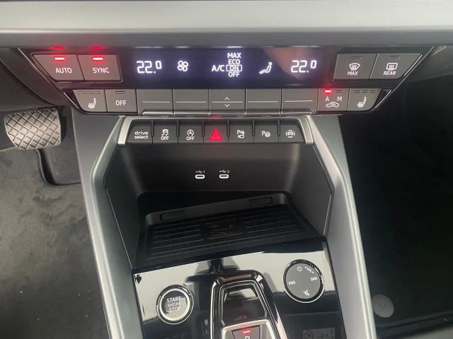 Audi A3 30 TFSI Sedan