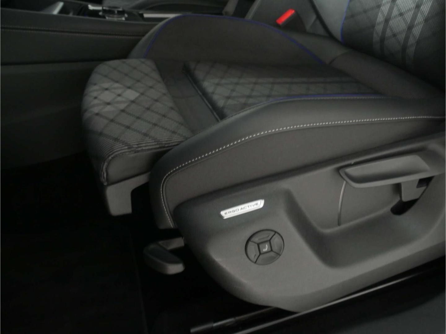 Volkswagen Tiguan 2.0 TDI R-Line Style