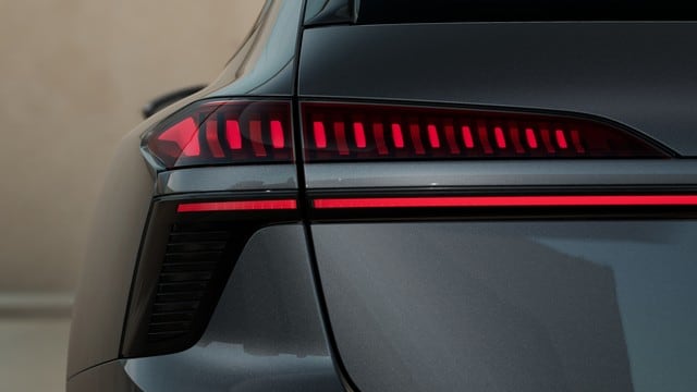 Audi A6 Avant S-Tronic