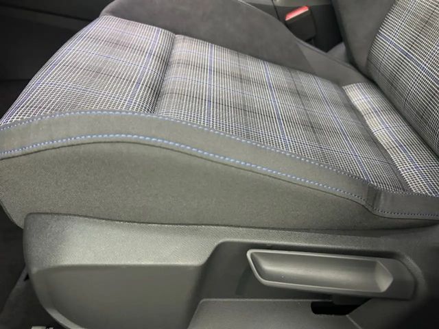 Volkswagen Golf Business GTE eHybrid