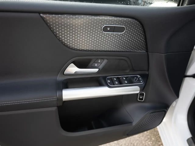 Mercedes-Benz B 200 B 200 d Progressive