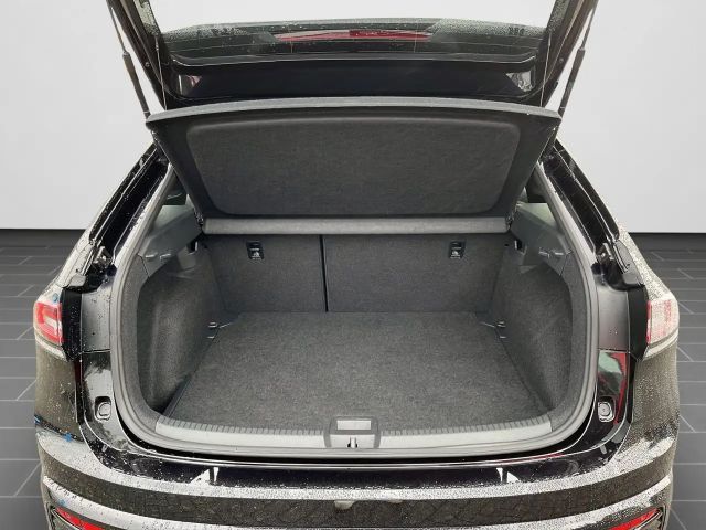 Volkswagen Taigo 1.0 TSI DSG R-Line