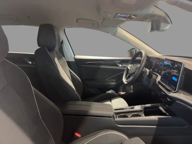 Volkswagen Passat 1.5 eTSI DSG Variant