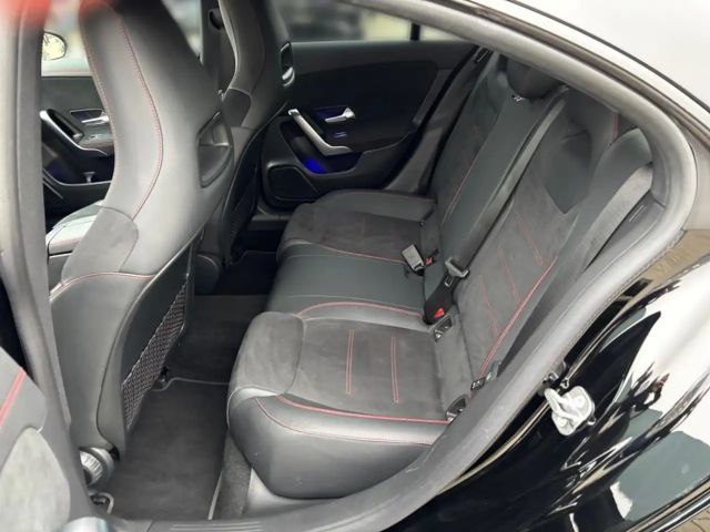 Mercedes-Benz CLA 250 AMG Line Coupé