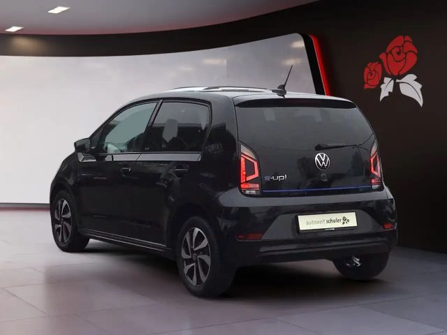 Volkswagen up! Active
