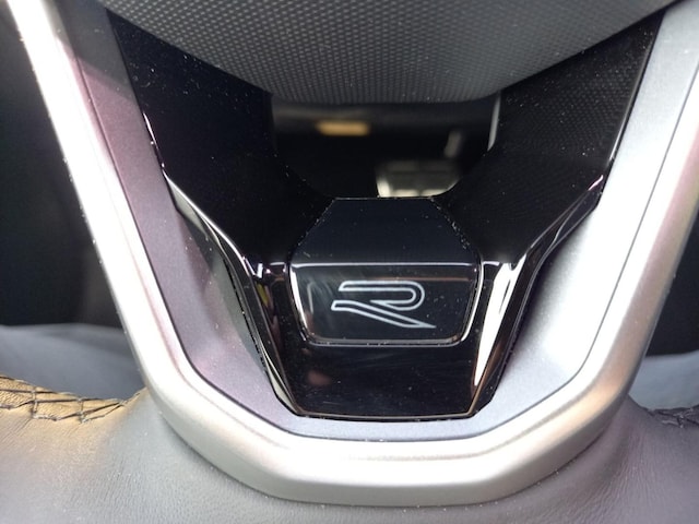 Volkswagen Passat DSG R-Line