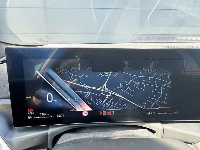 BMW 318 318i M-Sport Sedan