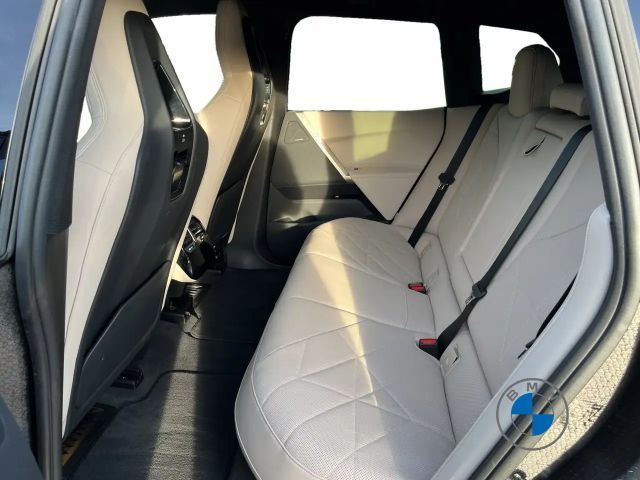 BMW iX xDrive40
