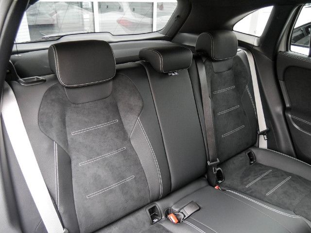 Mercedes-Benz GLA 220 4MATIC