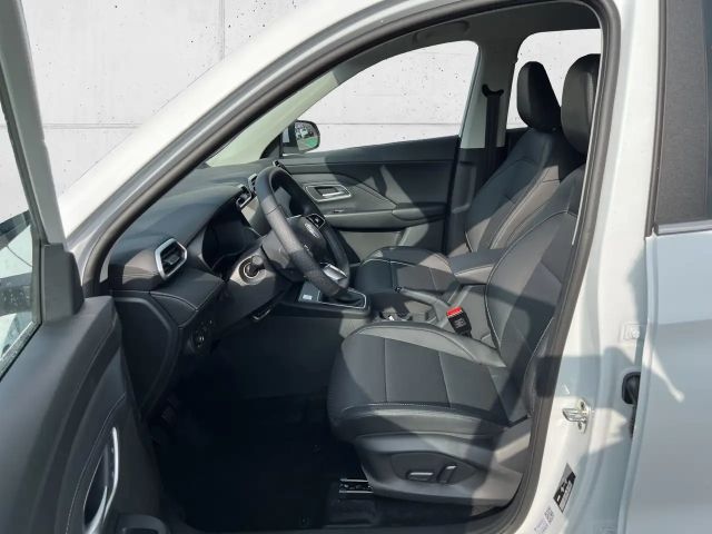 MG ZS Benzin+ Deluxe FWD 5tg.