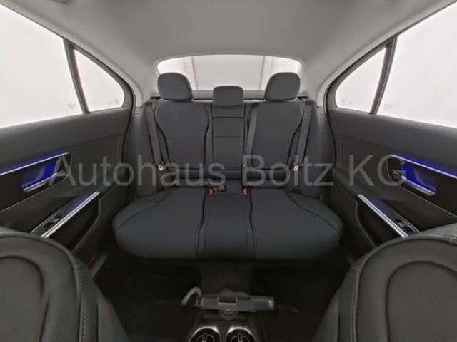 Mercedes-Benz C 180 AVANTGARDE Sedan