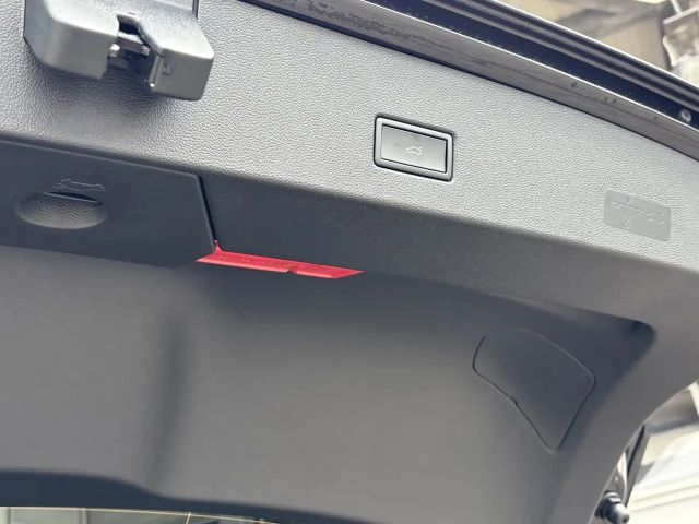 Volkswagen T-Roc 1.5 TSI DSG R-Line