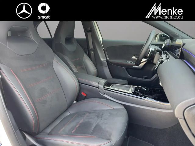 Mercedes-Benz A 200 AMG Line