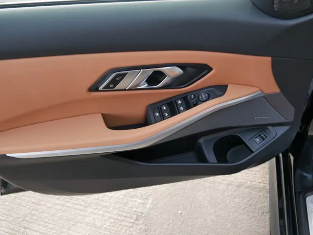 BMW 320 320d Sedan xDrive