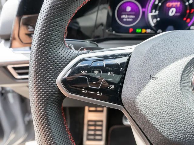 Volkswagen Golf 2.0 TSI DSG GTI