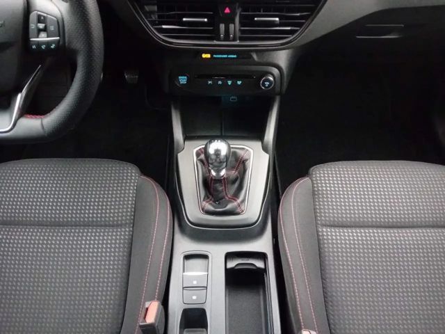 Ford Focus EcoBoost ST Line Wagon