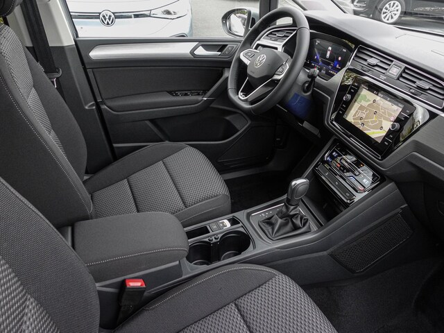 Volkswagen Touran 1.5 TSI DSG